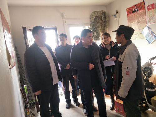 卧龙区党委副书记,代区长杜勇一行到蒲山镇开展