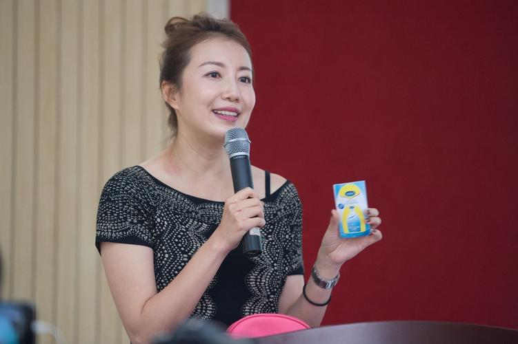 大咖说6丨高跟鞋女王赵若虹x26amp明星造型师联袂为准新娘奉上速美