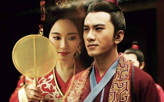 司马师跟他的妻子夏侯徽一共生有五个女儿,可惜就是没有儿子.