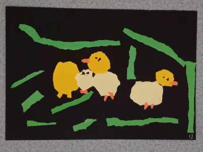 可爱的小鸡——记小九班创意撕贴画