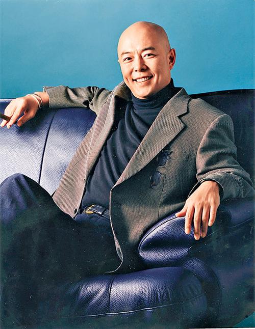 张铁林饰演的皇阿玛.