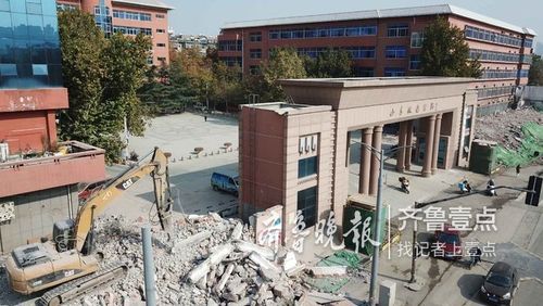 山东政法学院南门建筑开拆,解放东路将被"拉直"