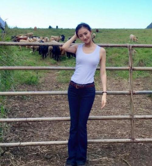 被这么多大佬"捧上位"的景甜,到底凭什么?