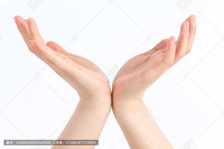 向上托举的姿势