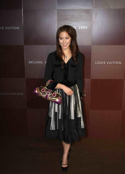 徐子淇真的是好福气啊嫁给富豪李家诚之后颜值变的越来越高了