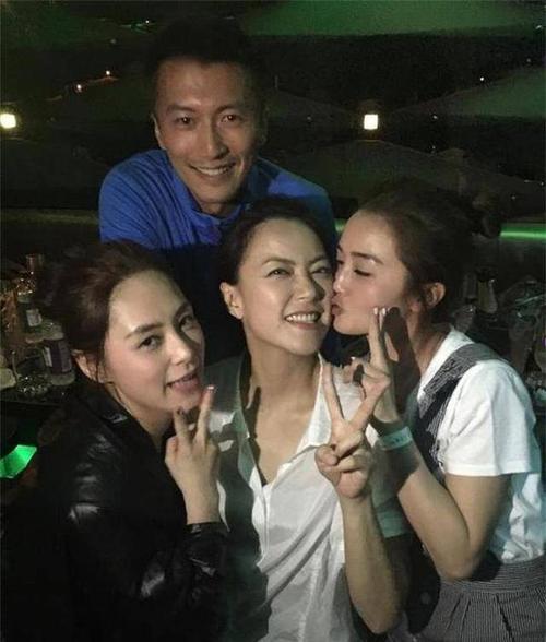 要知道在娱乐圈内,谢霆锋,容祖儿,twins,陈伟霆都是经常活跃在大众