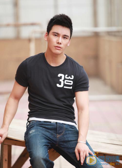 丁汇宇个人资料