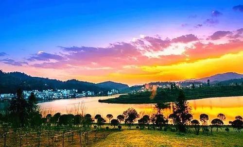 这个夏天,快来贵州六盘水避暑纳凉吧!