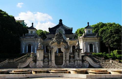 大揭秘法国作家笔下的圆明园劫难士兵们向疯了一样撕咬精致的宝贝