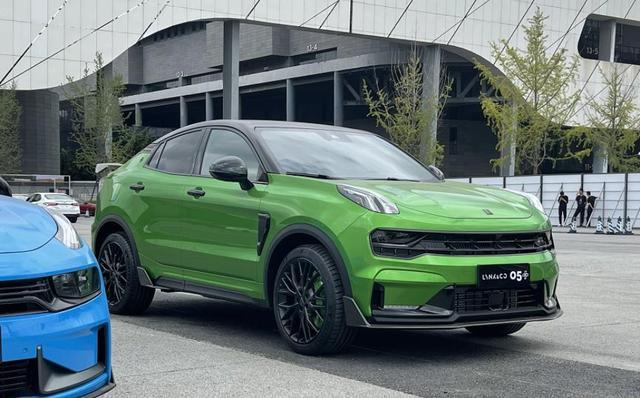 人类高质量轿跑性能suv?领克05 搭沃尔沃2.0t发动机,爆发256马力
