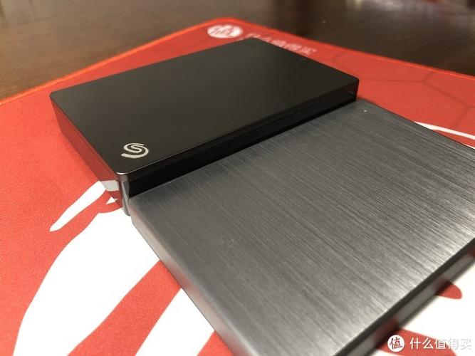 速度快,重量轻,还安全——希捷铭系列2tb移动硬盘简评