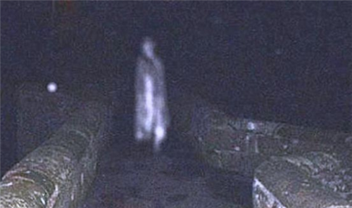 4张诡异老照片,至今难辨真伪,是人工伪造还是鬼魂真实