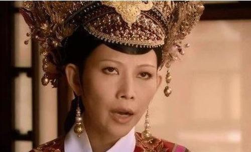 甄嬛传:为何皇上把吃剩下的柑橘给甄嬛时,皇后竟然会怕成这样?
