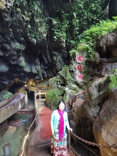 醉美广西,探秘巴马之旅(之二)古龙山大峡谷,德天大瀑布,明仕田园 2020