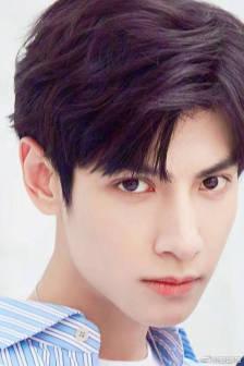 罗云熙 写真壁纸 影视明星 男头 发型 古装男神 古风仙侠 街拍 美男