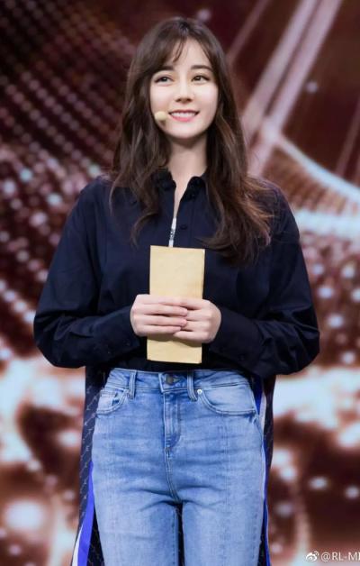 有刘海的迪丽热巴 - 堆糖,美图壁纸兴趣社区