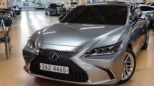 2021款雷克萨斯es300h入库实拍,真漂亮,买不买宝马5系
