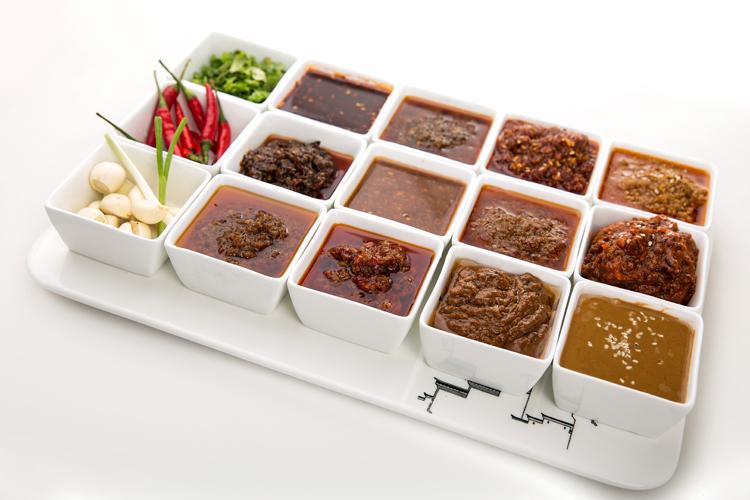 组合牛肉酱香辣酱菌王酱沙茶酱家庭火锅蘸料牛油底料套餐 6 涮涮香