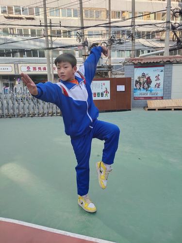 兰州市中小学生传统武术比赛拳术亚军获得者杜喆