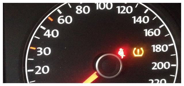 车上的黄色感叹号是什么意思