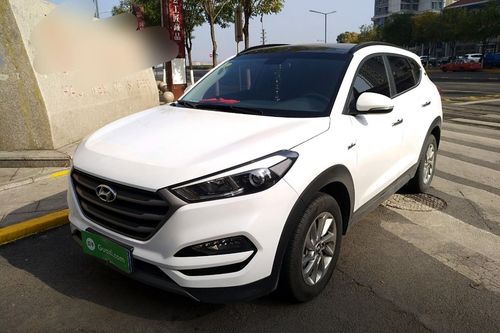 现代 途胜 2018款 1.6t 双离合两驱15周年特别版