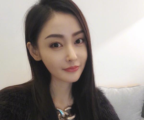 张天爱成名前好心酸!只字未提过往,却让张艺谋记住了她