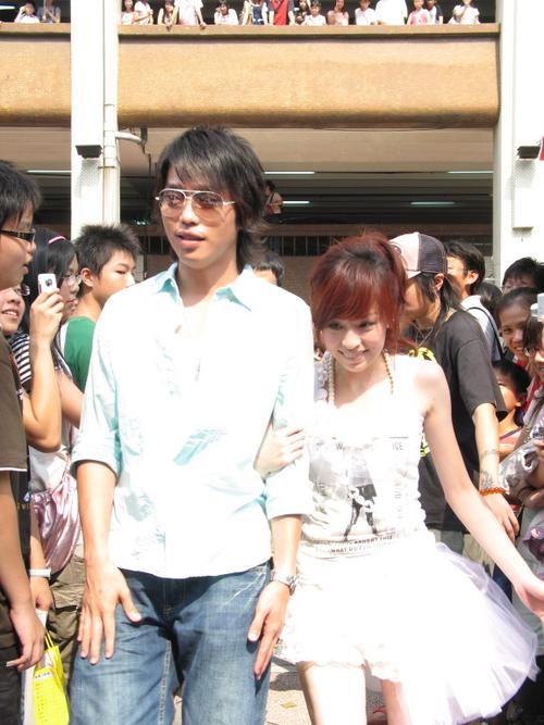 王心凌与张栋梁