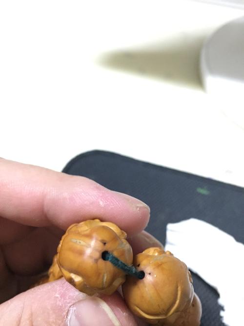 橄榄核 这是开裂吗