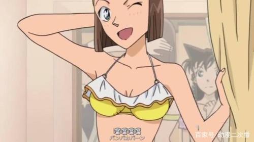 铃木园子换发型容貌翻10倍,甩小兰n条街,小兰终于不是