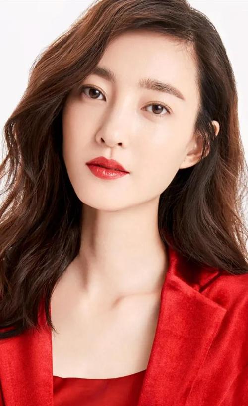 影视明星王丽坤写真合集:温婉可人,靓丽姣美!