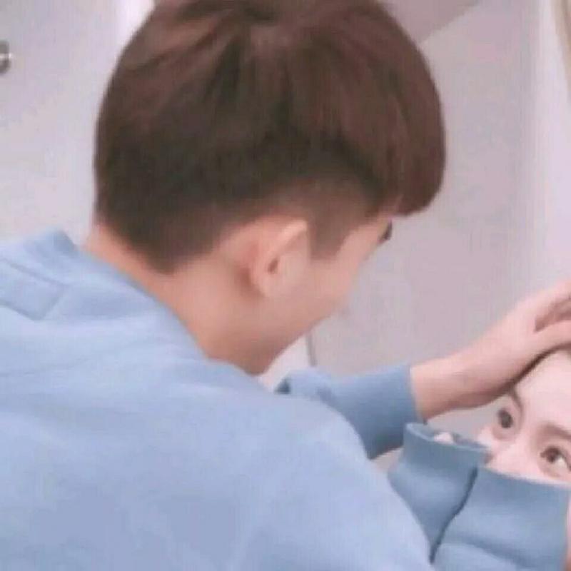 快年末了小哥哥小姐姐们快来认领情头吖,嘻嘻