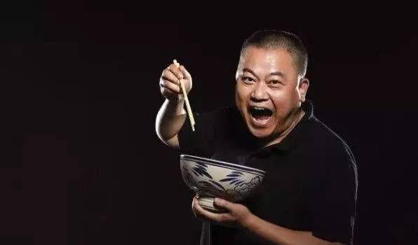 舌尖总导演陈晓卿归来新作风味人间带你到世界各地吃吃吃