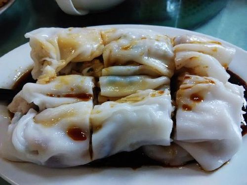 我们要的套餐有梧州很出名的肠粉,皮薄馅多.
