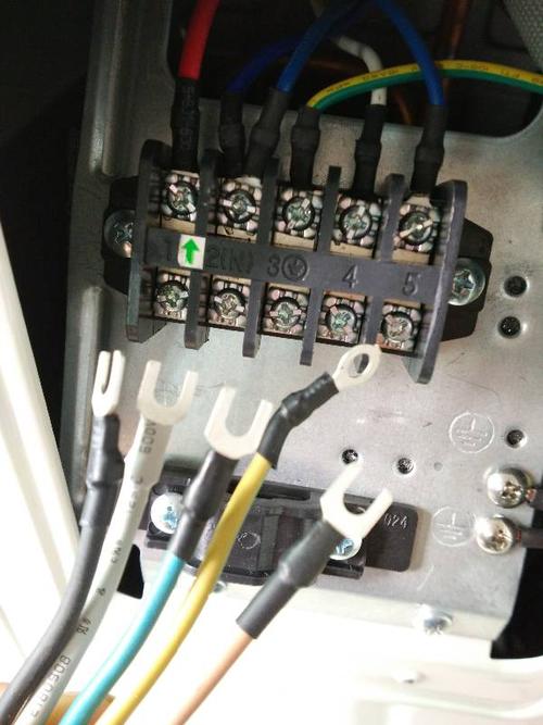 空调外机五根线怎么连接