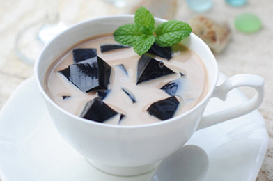 仙草和龟苓膏一样吗 仙草冻和龟苓膏的区别