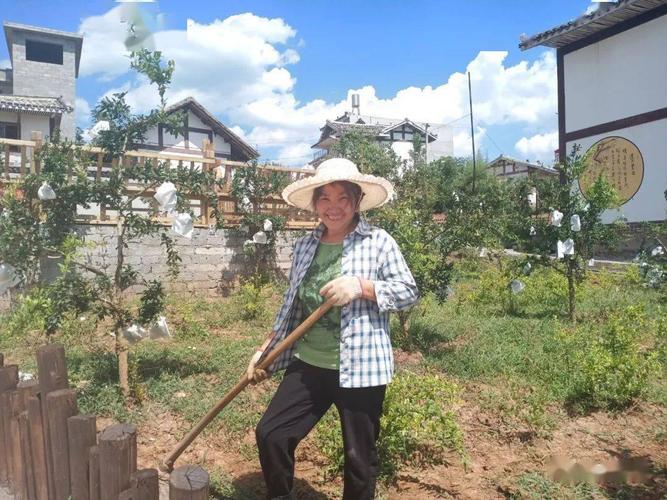 羊街镇双河村支部建在产业链上乡村振兴有方向