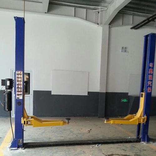 奥强汽保汽车举升机双柱aqqjy35汽车维修设备汽车双柱提升机定制各种