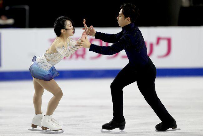 节目"共渡难关"的主题,韩聪也做了进一步的阐释,"当年进行编舞的时候
