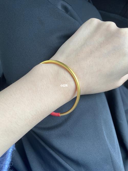 周生生手镯_手镯_周生生怎么样_时尚_配饰