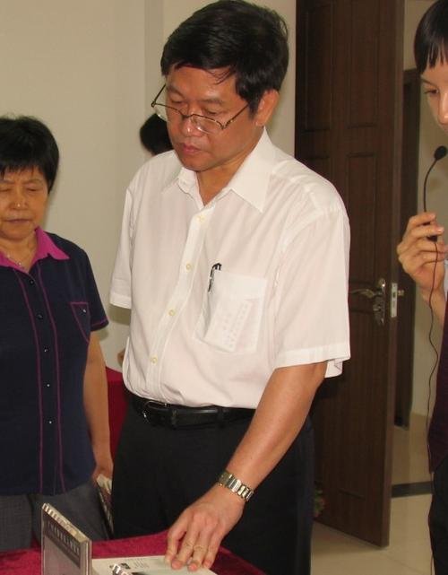 张伟成