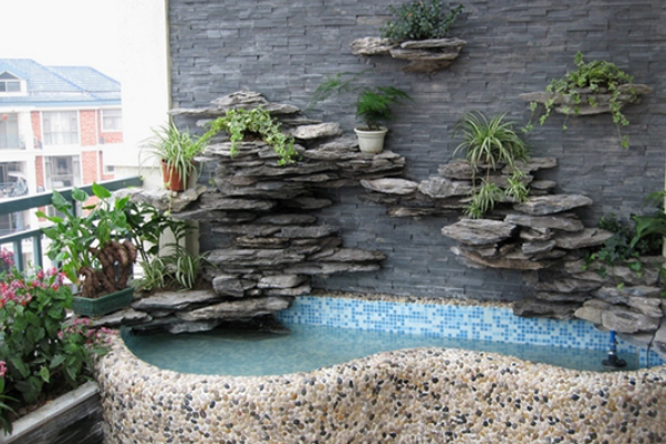 3,刷防水粉 鱼池建好之后,需要对它进行保养,保养一定的时间之后