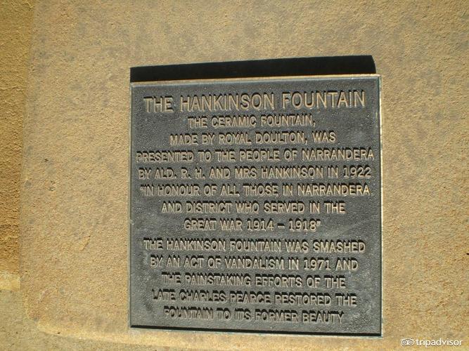 the royal doulton hankinson memorial fountain