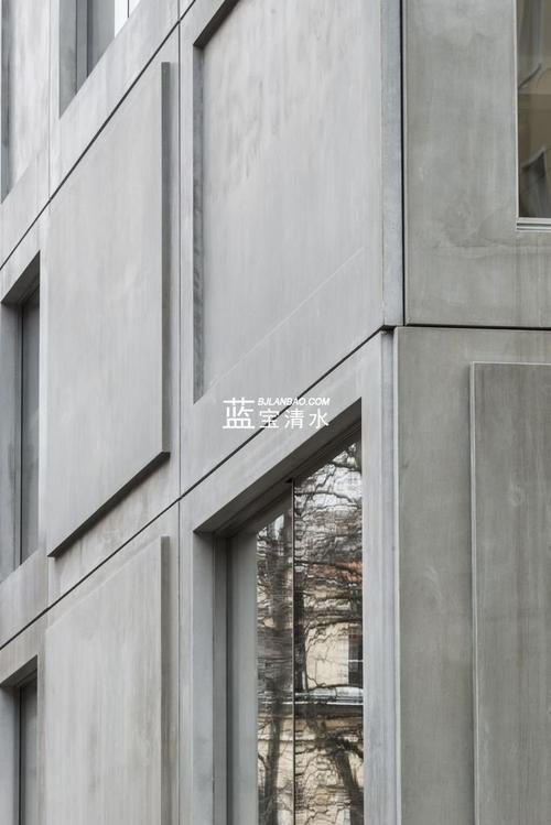 蓝宝清水混凝土挂板的优势及发展