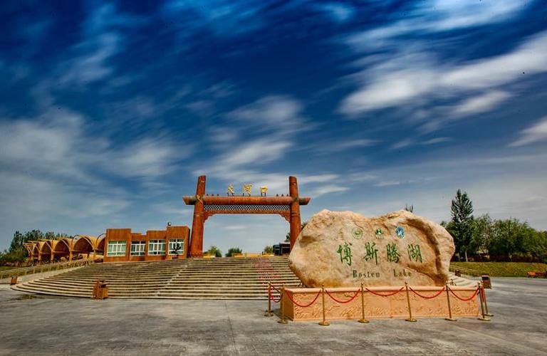 你的"五一"小长假被博斯腾湖大河口景区承包了!这些人门票全免