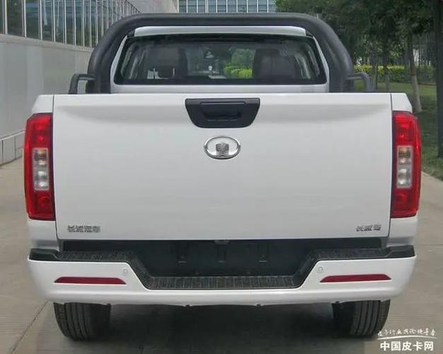 货箱将近2.5米 长城炮商用皮卡单排曝光