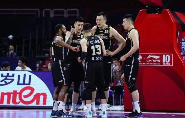 正式确定韩德君亲自招募周琦自曝退役后规划未来接班吴乃群