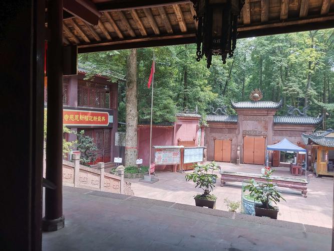 雅安 雨城 金凤寺