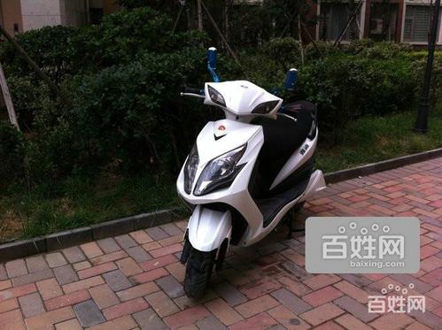 个人转让雅迪雷霆王电动车,不诚勿扰