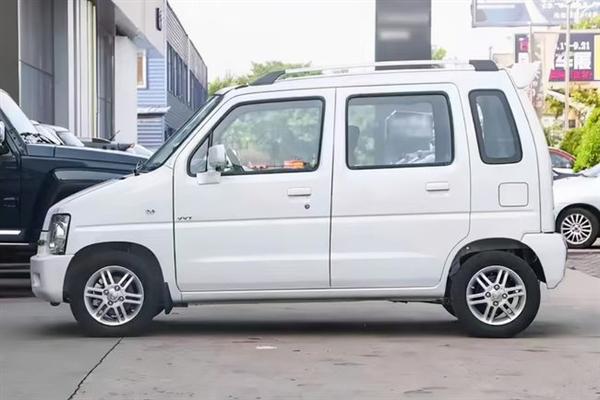 昌河铃木经典神车北斗星复活仅售4万多