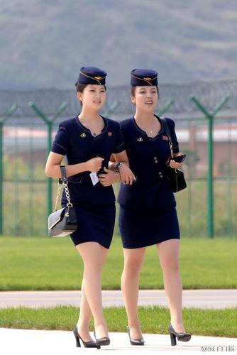 实拍朝鲜空姐: 都是货真价实的原装美女, 月薪500元
